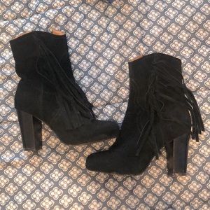 Chinese Laundry Fringe ankle boots booties size 8